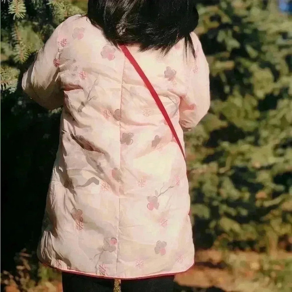 Girl’s QiPao Winter padded Top With Matching Crossbody Pouch(中式旗袍款小棉袄） - Picture 4 of 5